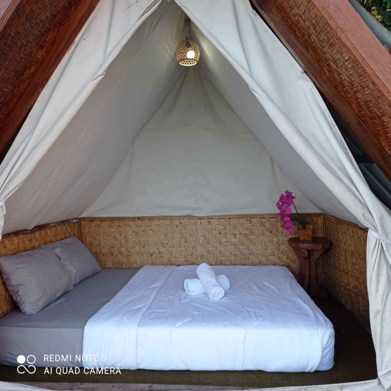 Emayan Glamping Kubupenlokan Bagian luar foto