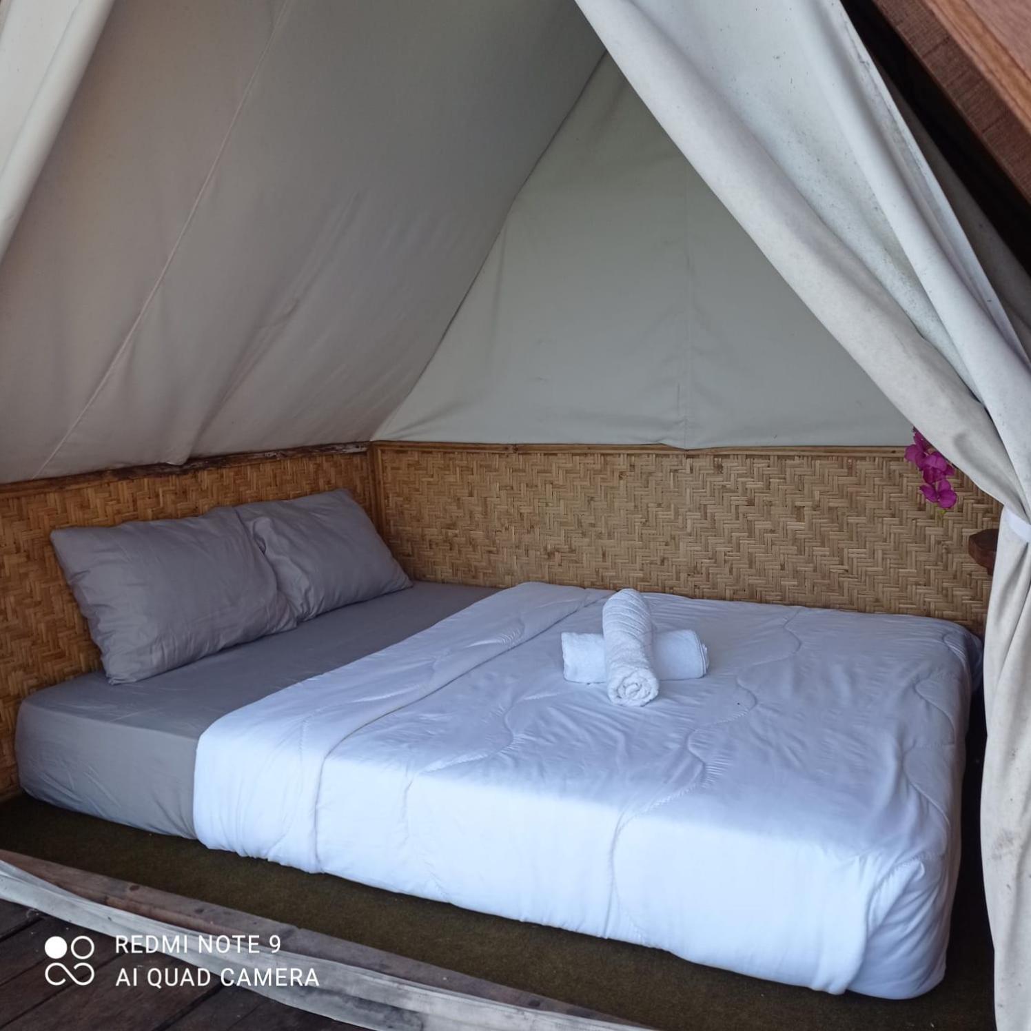 Emayan Glamping Kubupenlokan Bagian luar foto