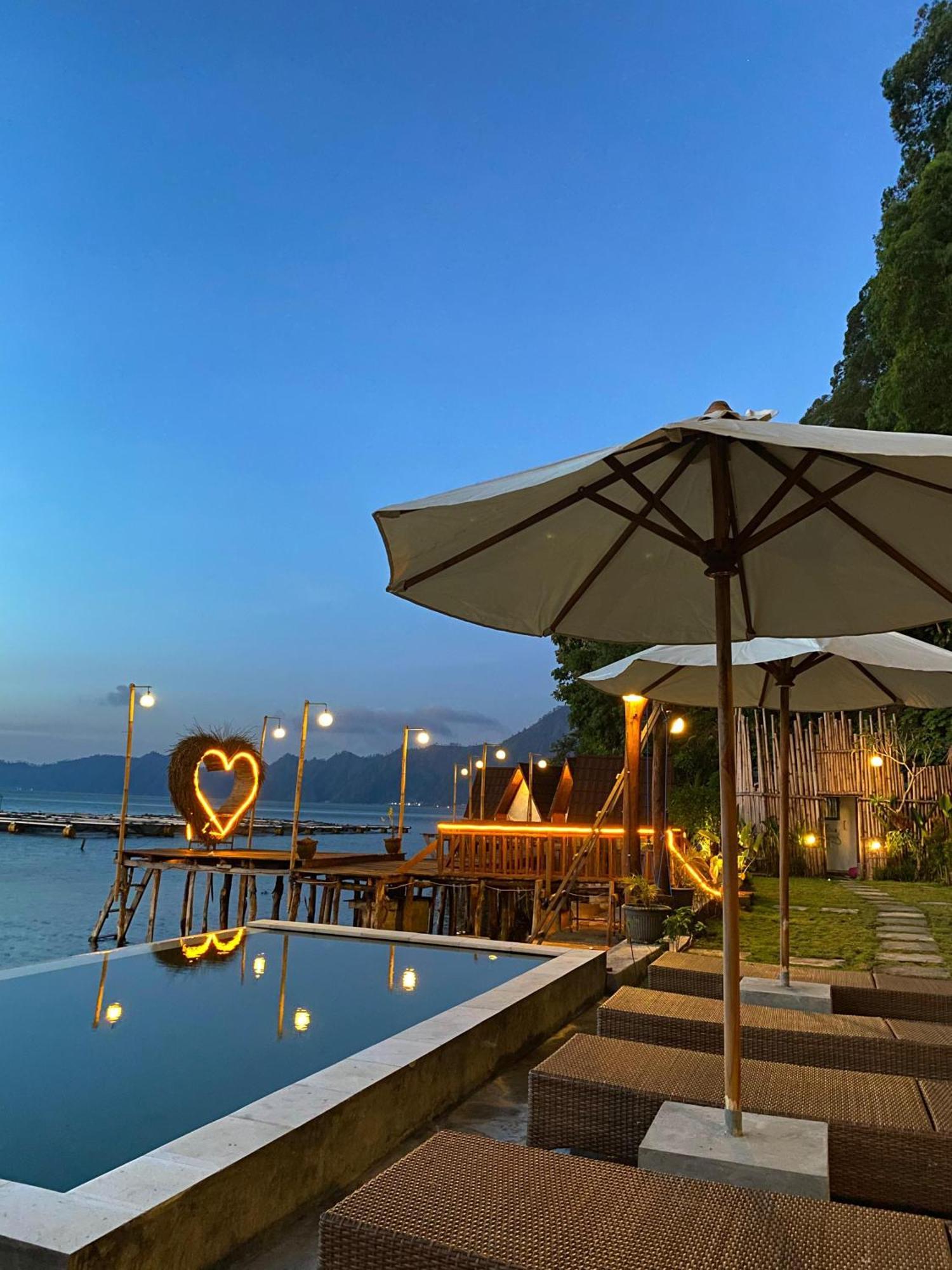 Emayan Glamping Kubupenlokan Bagian luar foto